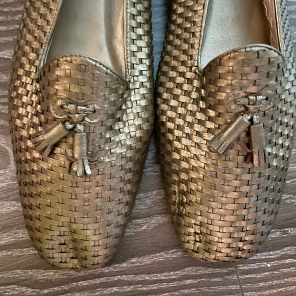California Magdesians Loafers Golden Metallic Woven Shoes Tassles Leather - Picture 3 of 7